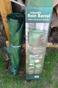 Collapsible rain barrel box.